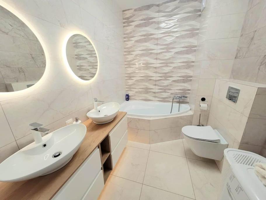 Apartment Sophie 3 Rooms, 2 Bathrooms, 8 Persons Krakow Ngoại thất bức ảnh